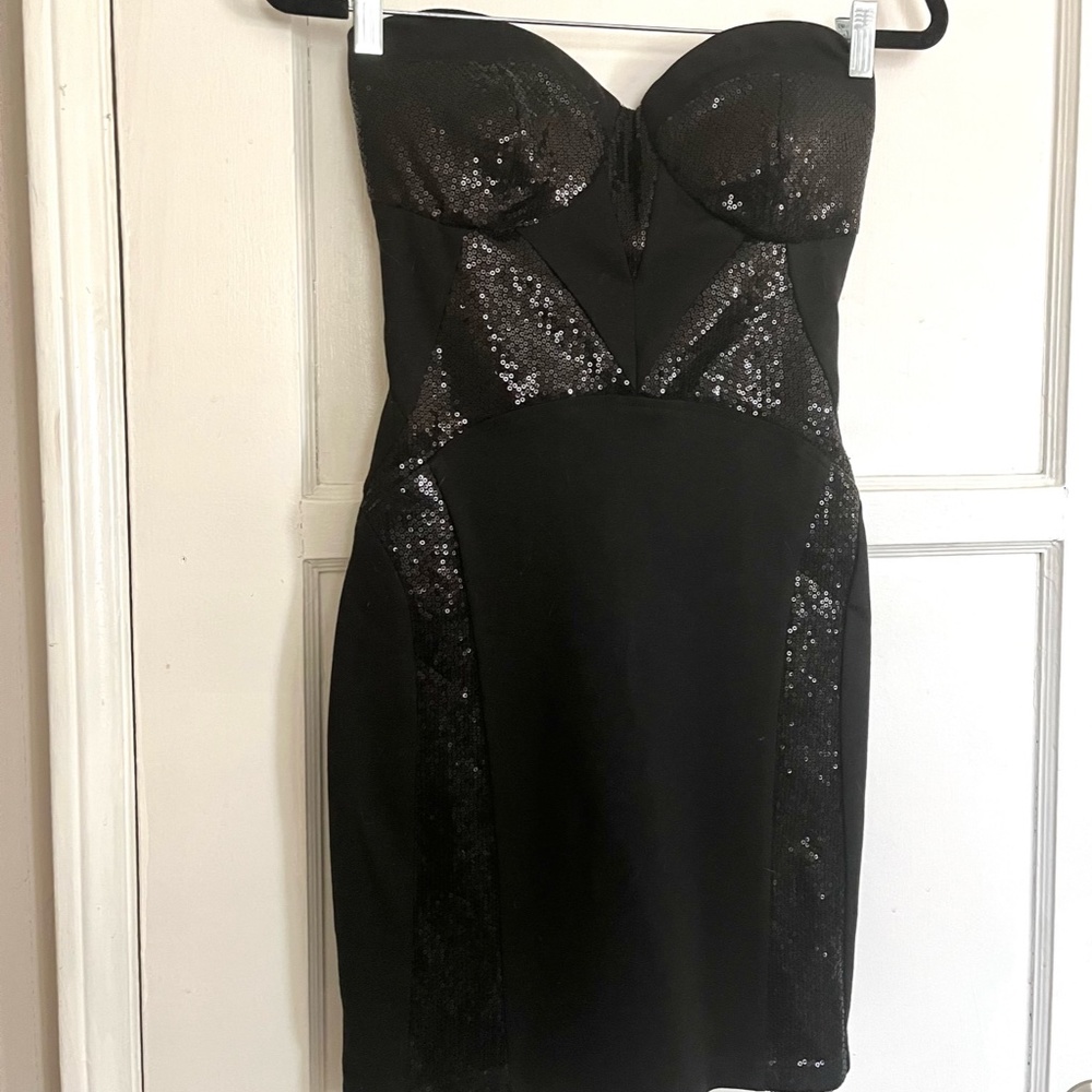 Black Strapless Sequin Party Dress by Castro -6